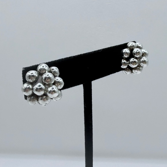 TAXCO Vintage Sterling Silver Cluster Earrings - Picture 2 of 11